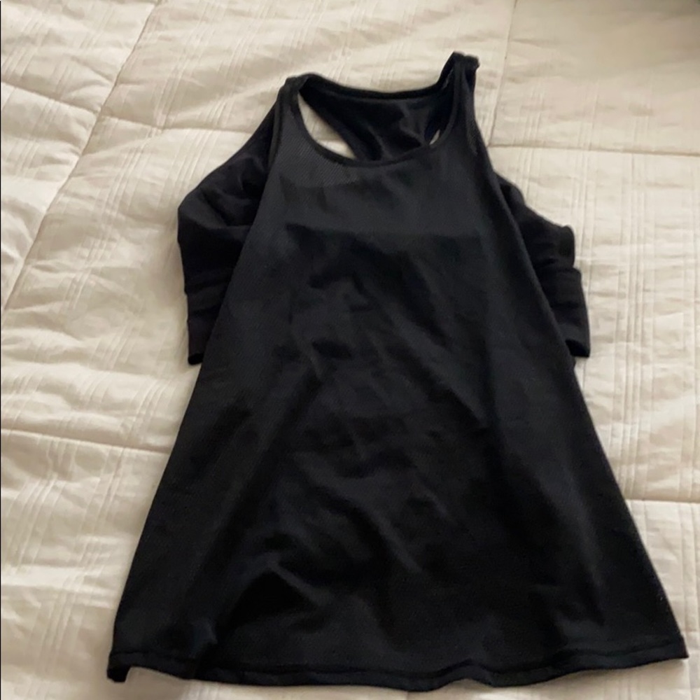 Lululemon mesh tank size 4